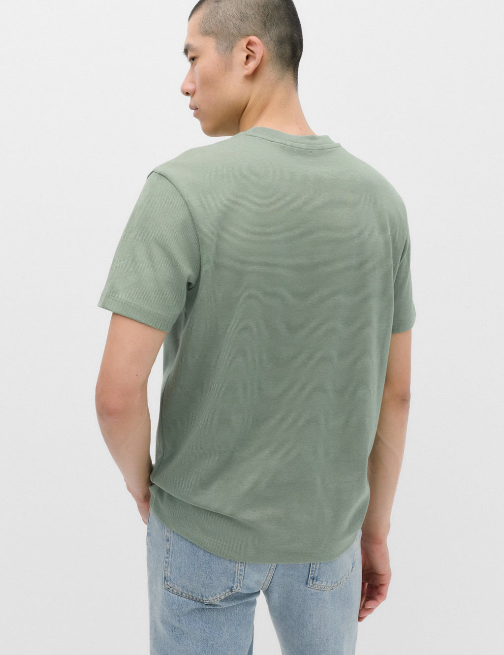 Essential T-Shirt – Sage Green